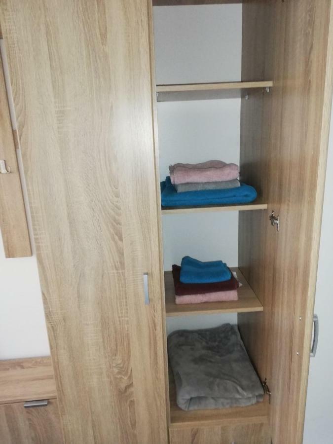 Rooms Jelena Зренянин Екстериор снимка