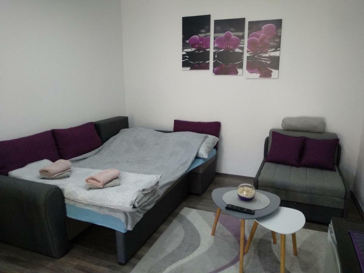 Rooms Jelena Зренянин Екстериор снимка